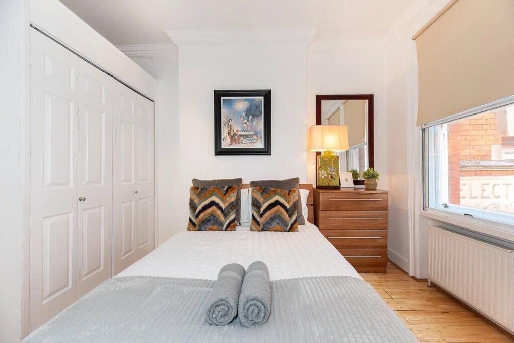 Discover London Central 2 Bedroom In Kensington Zewnętrze zdjęcie