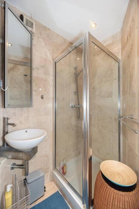 Discover London Central 2 Bedroom In Kensington Zewnętrze zdjęcie