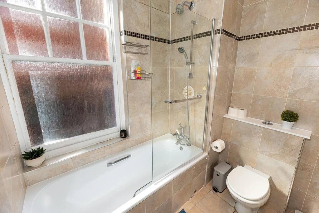 Discover London Central 2 Bedroom In Kensington Zewnętrze zdjęcie