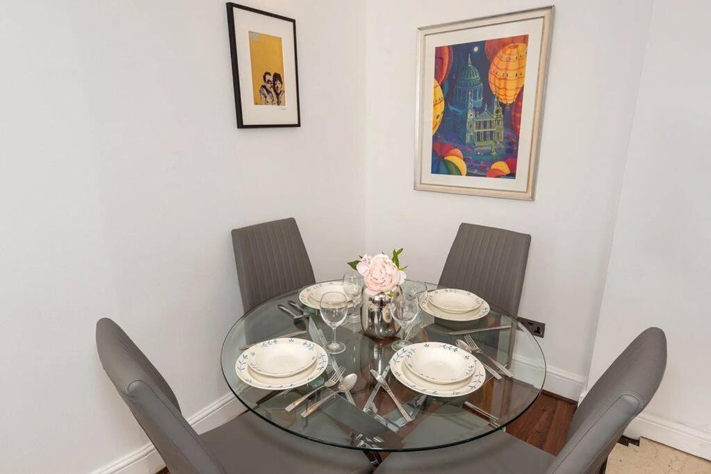 Discover London Central 2 Bedroom In Kensington Zewnętrze zdjęcie